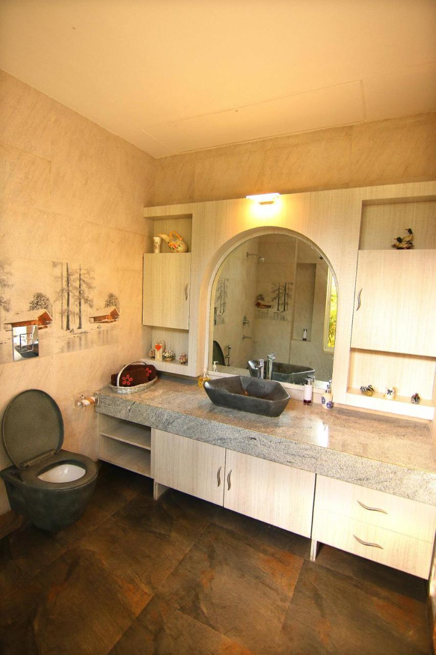 SaffronStays La Casa Maestro, Kashid Exteriör bild